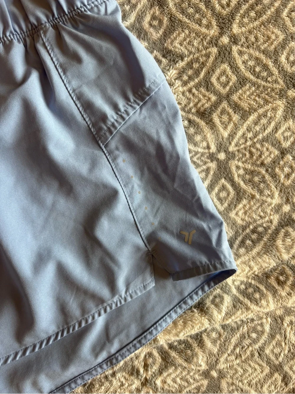 Old Navy Light Blue Mid-Rise StretchTech Run Shorts 3-inch Inseam Medium - Picture 6 of 7